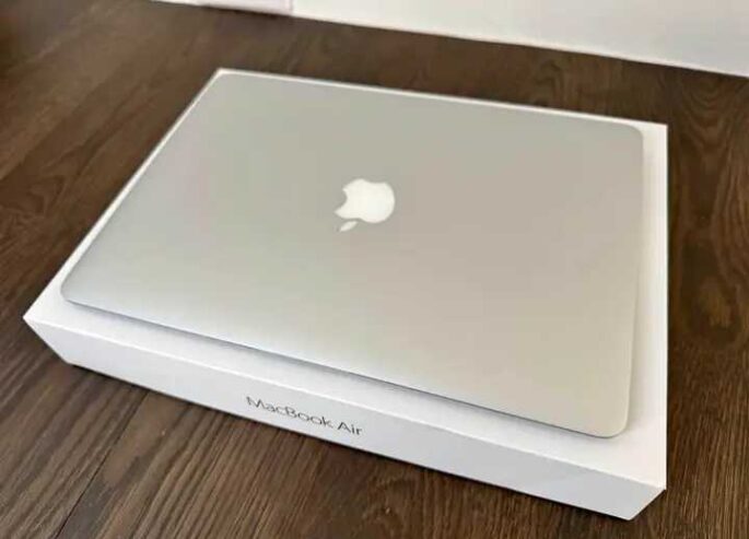 MacBook Air 13 inches