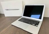 MacBook Air 13 inches