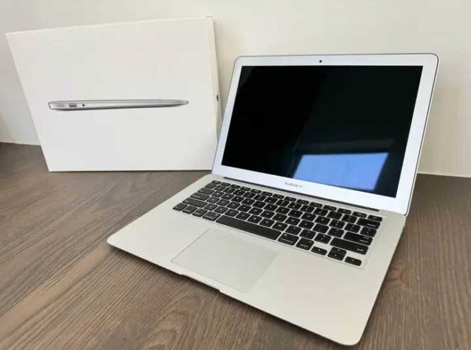 MacBook Air 13 inches